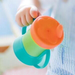 Поїльник Tupperware "МАЛЮК"